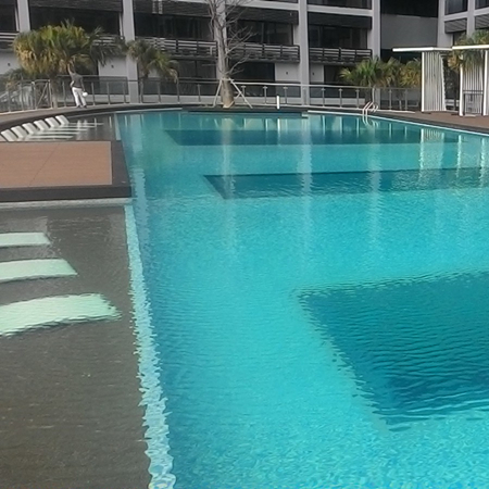 亚克力空中透明游泳池