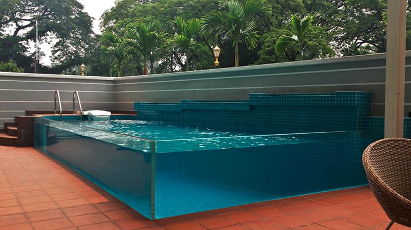 马来西亚吉隆坡伊斯塔纳佩利斯私人别墅室外泳，瑞地格乐亚克力游泳池案例